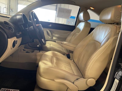 2007 Volkswagen New Beetle Coupe PKG2