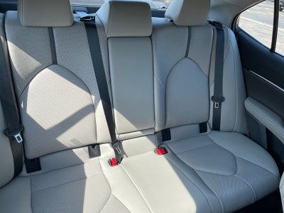 2023 Toyota Camry Hybrid XLE