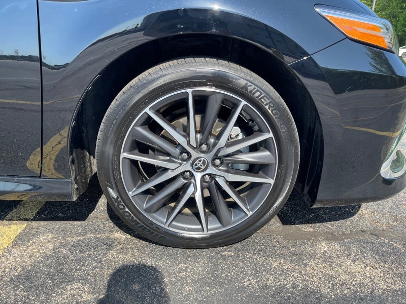 2023 Toyota Camry Hybrid XLE