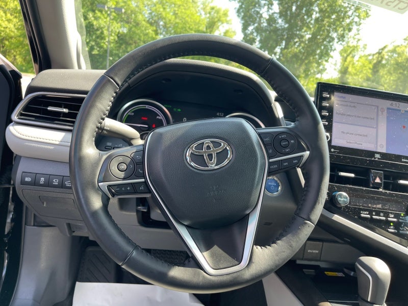 2023 Toyota Camry Hybrid XLE