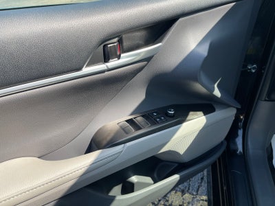 2023 Toyota Camry Hybrid XLE