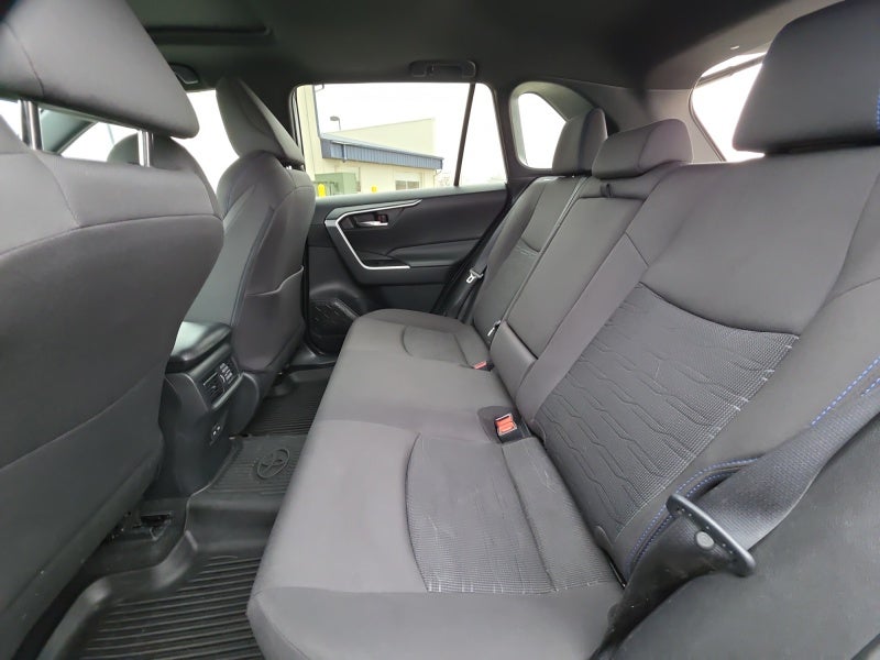 2022 Toyota RAV4 Hybrid SE