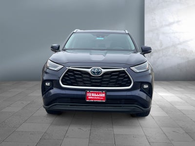 2022 Toyota Highlander Hybrid XLE