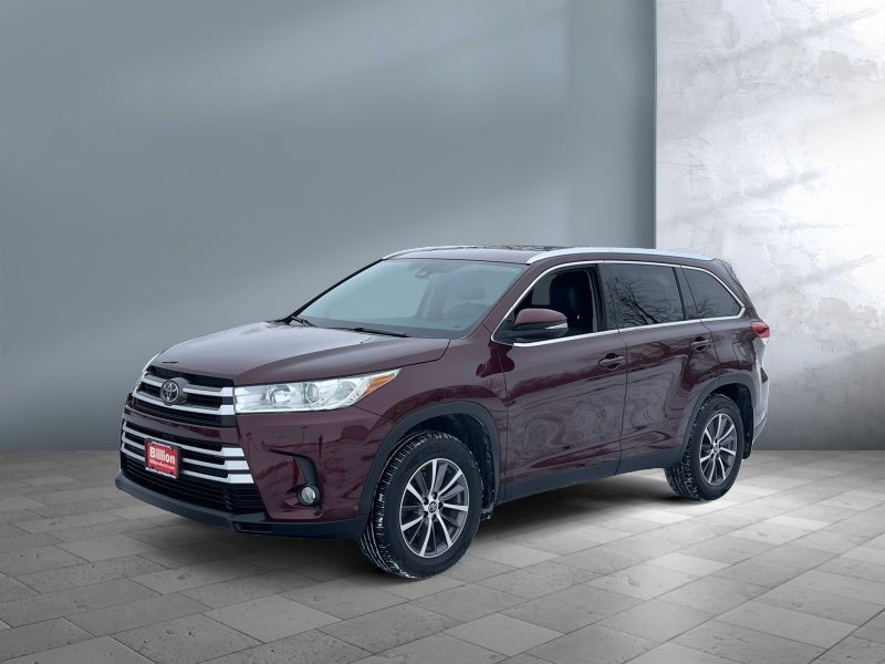2019 Toyota Highlander SE