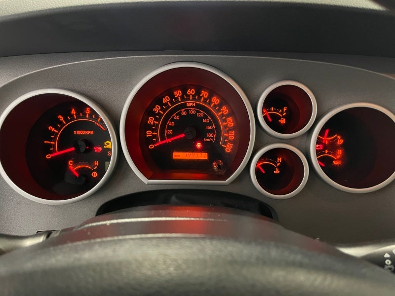 2011 Toyota Tundra 4WD Truck GRADE