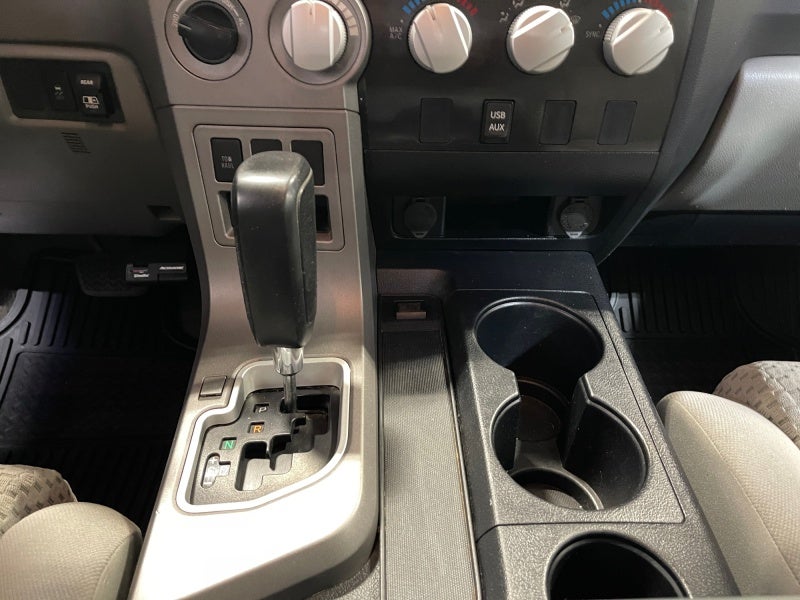 2011 Toyota Tundra 4WD Truck GRADE