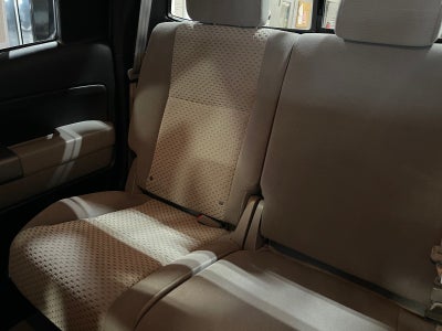 2011 Toyota Tundra 4WD Truck GRADE