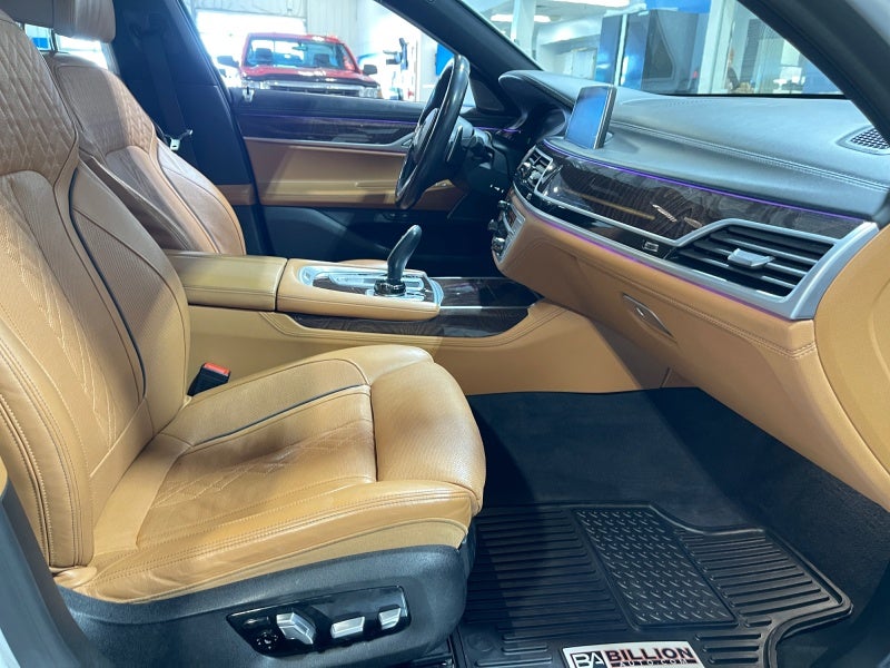 2020 BMW 7 Series 740i xDrive
