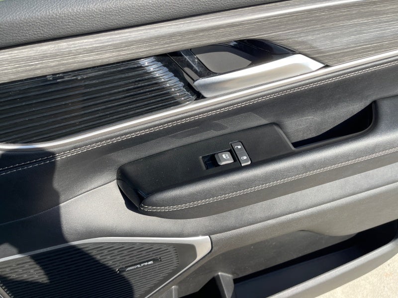 2024 Jeep Wagoneer L Series III - Photo 22