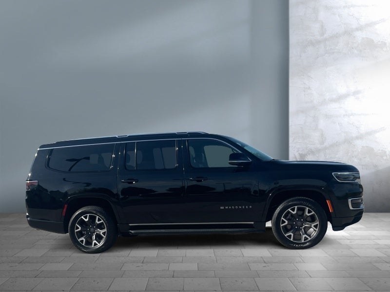 2024 Jeep Wagoneer L Series III - Photo 7