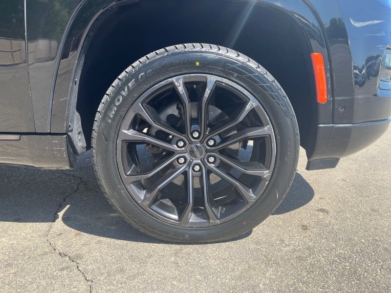2024 Jeep Grand Wagoneer Series II Obsidian