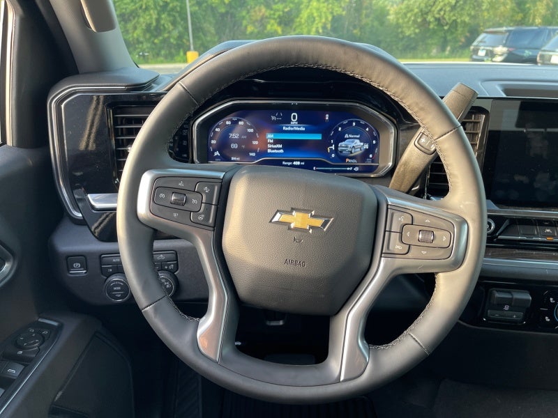 2025 Chevrolet Silverado 1500 LT (2FL)