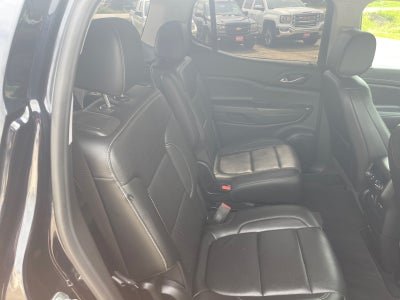 2021 GMC Acadia SLT