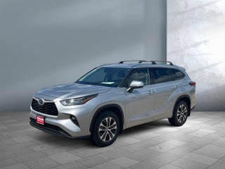 2020 Toyota Highlander Hybrid XLE
