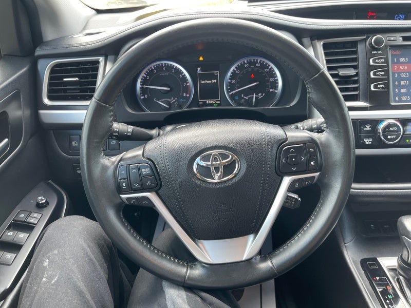2019 Toyota Highlander SE