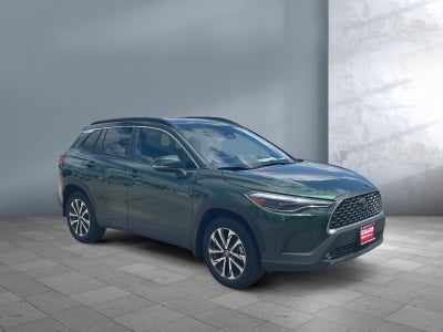 2024 Toyota Corolla Cross XLE