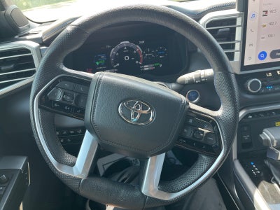 2024 Toyota Sequoia SR5