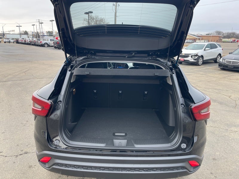 2026 Chevrolet Trax LT - Photo 17