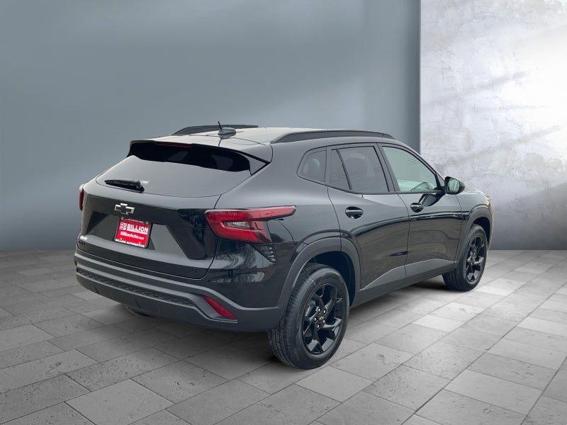 2026 Chevrolet Trax LT - Photo 6
