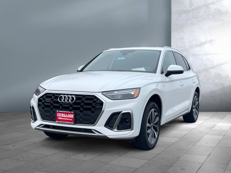 2023 Audi Q5 45 Premium Plus's photo