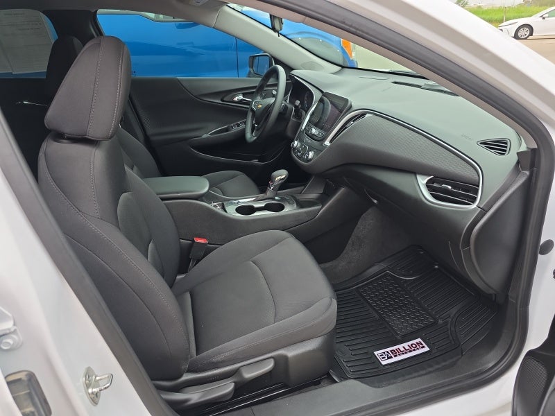 2025 Chevrolet Malibu RS