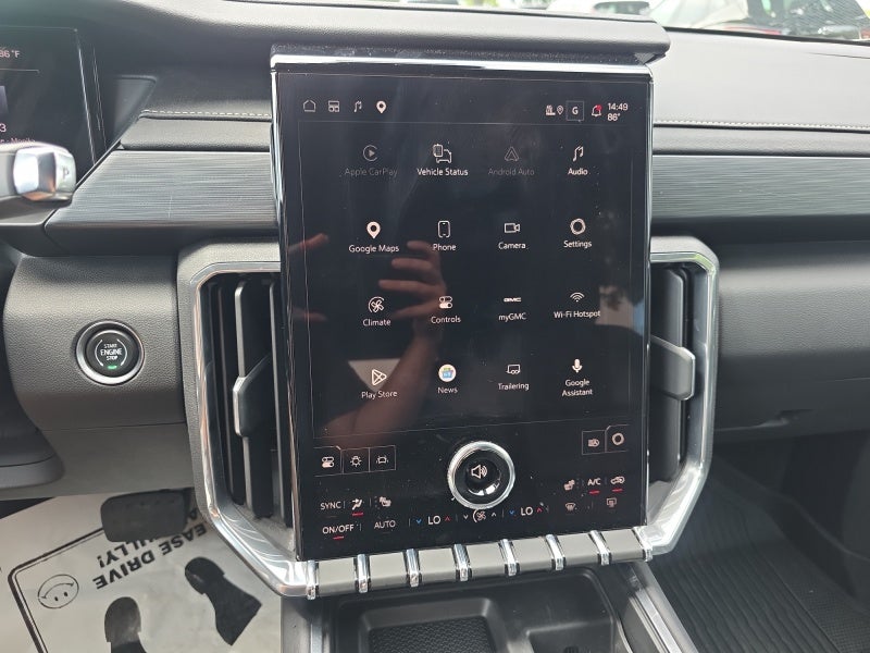 2024 GMC Acadia Elevation