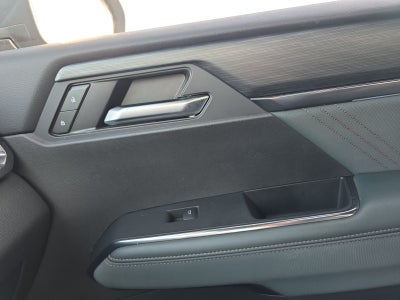 2025 GMC Acadia AT4