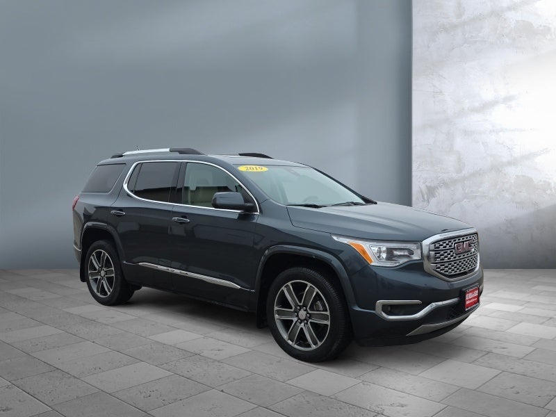 2019 GMC Acadia Denali