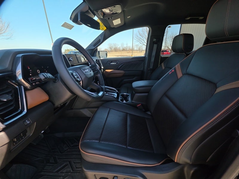 2023 GMC Canyon AT4