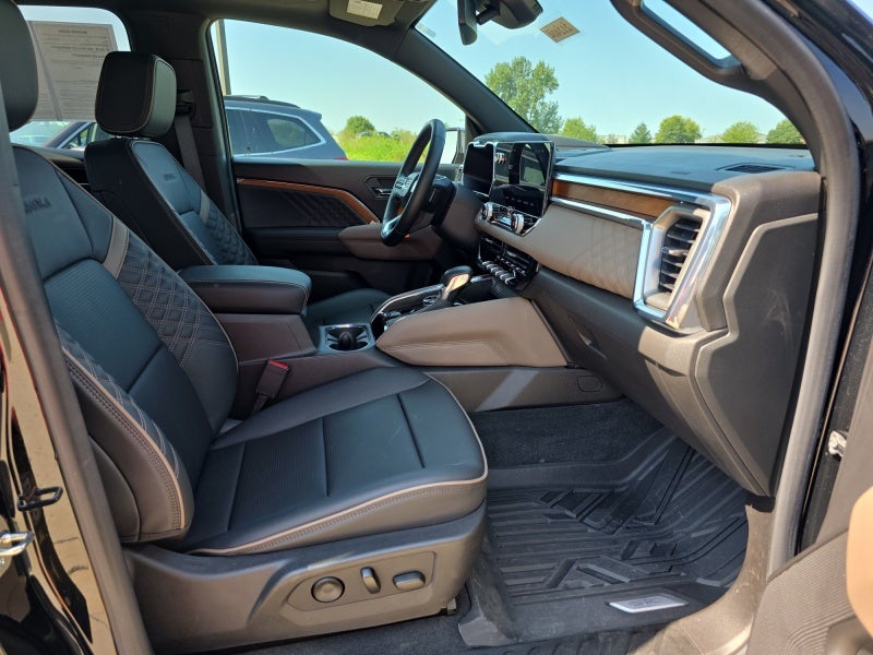2023 GMC Canyon 4WD Denali