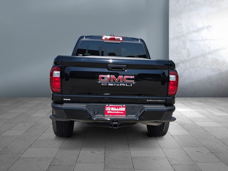 2023 GMC Canyon 4WD Denali