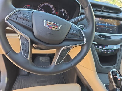 2017 Cadillac XT5 Luxury FWD