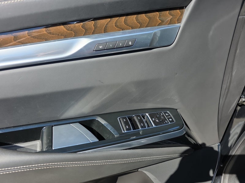 2025 Cadillac Escalade Sport Platinum