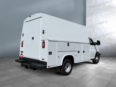 2025 Chevrolet Express Cutaway 3500 1WT