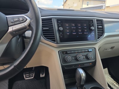 2021 Volkswagen Atlas 3.6L V6 SE w/Technology R-Line