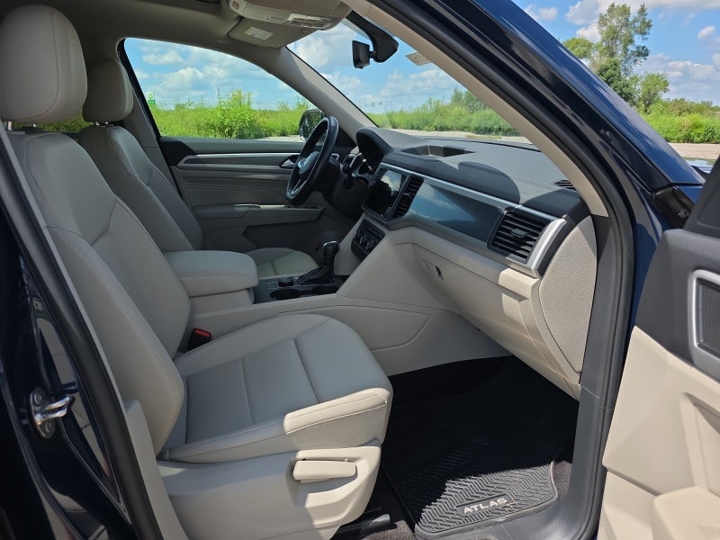 2021 Volkswagen Atlas 3.6L V6 SE w/Technology R-Line
