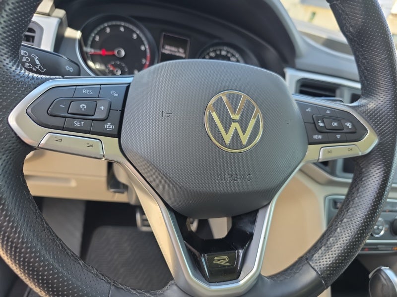 2021 Volkswagen Atlas 3.6L V6 SE w/Technology R-Line