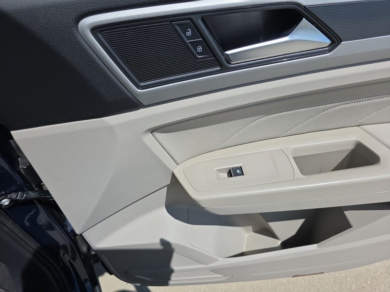2021 Volkswagen Atlas 3.6L V6 SE w/Technology R-Line