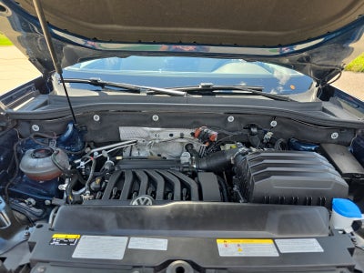 2021 Volkswagen Atlas 3.6L V6 SE w/Technology R-Line