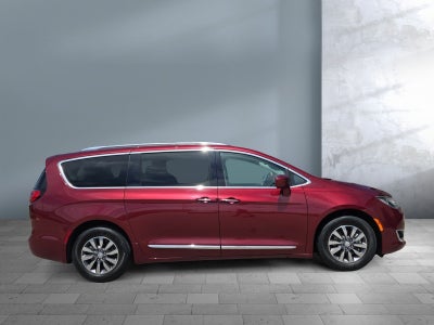 2020 Chrysler Pacifica Touring L Plus