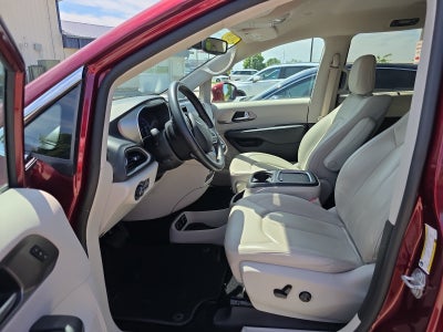 2020 Chrysler Pacifica Touring L Plus