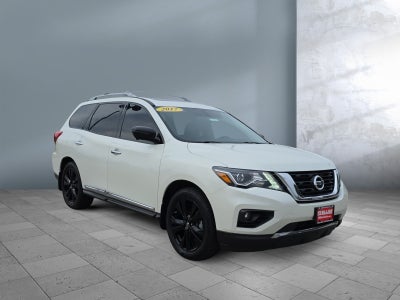 2017 Nissan Pathfinder Platinum
