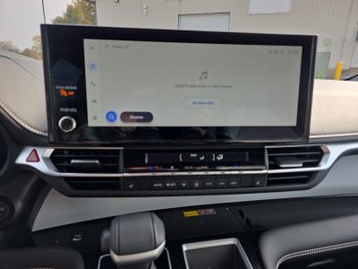 2025 Toyota Sienna LE
