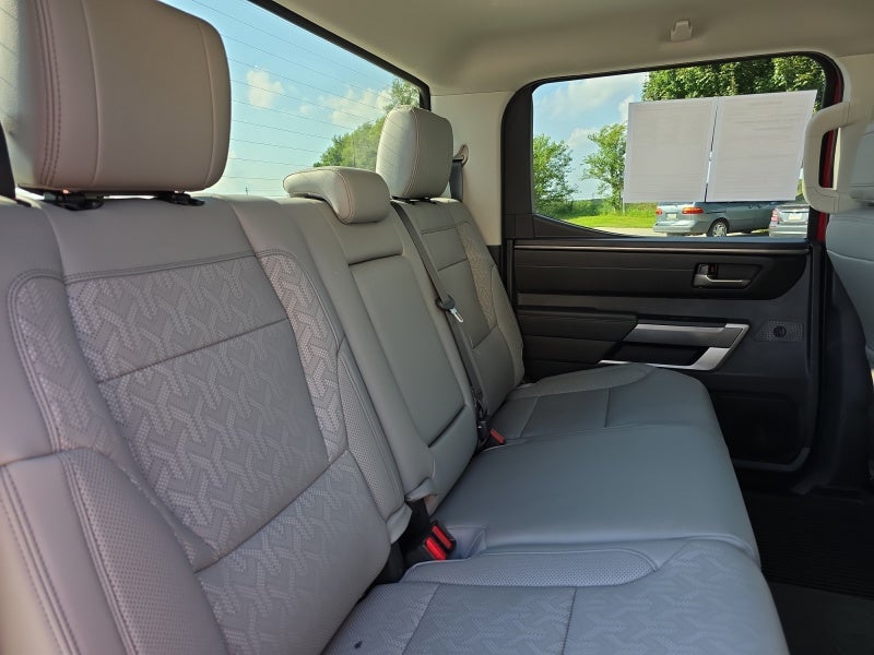 2023 Toyota Tundra 4WD SR5
