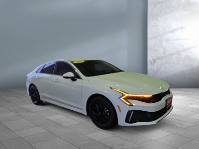 2025 Kia K5 LXS
